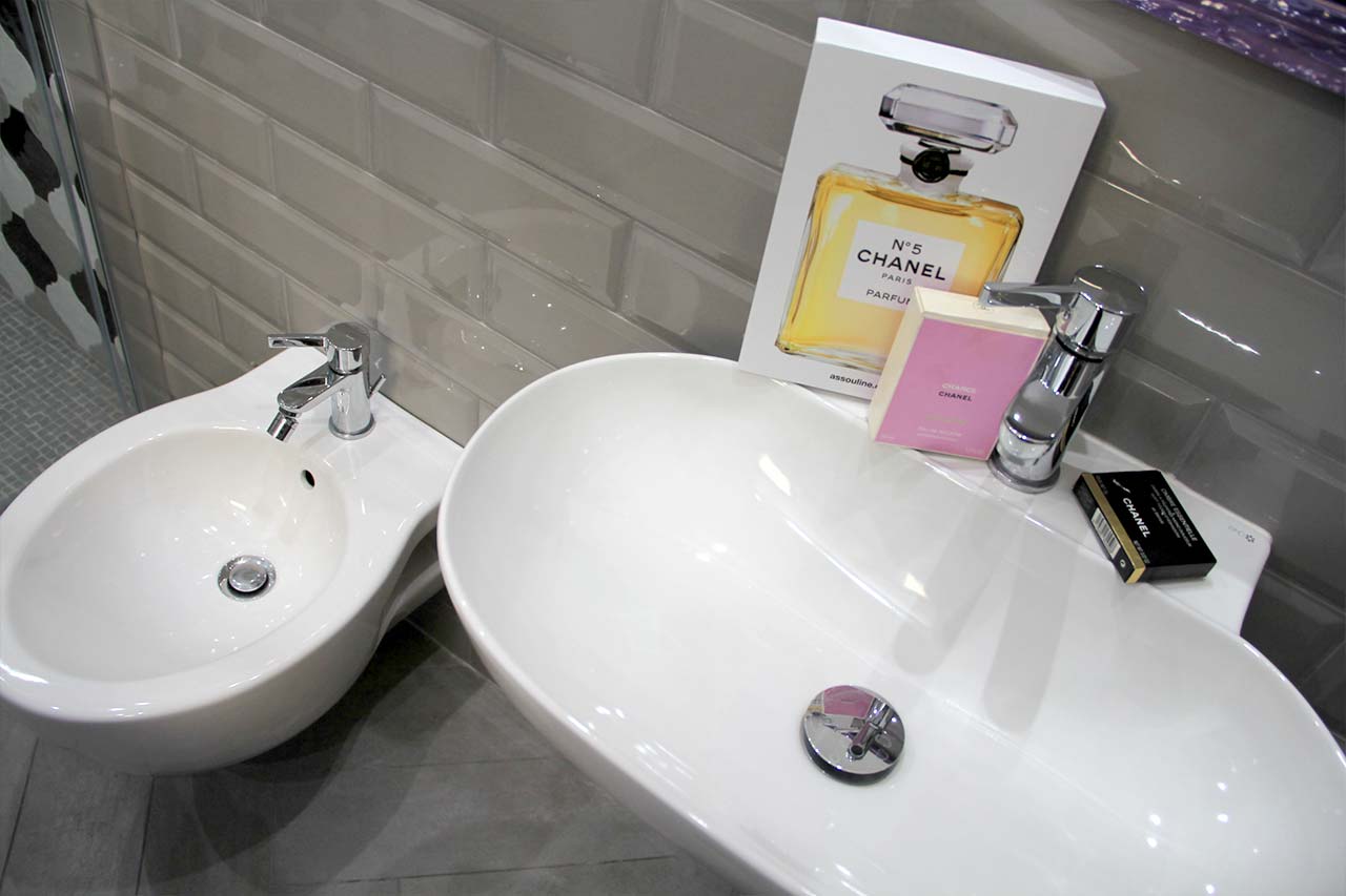 http://www.hotelbologna.genova.it/wp-content/uploads/2017/08/bagno-pulito-hotel-genova.jpg